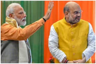 Gujarat Elections 2022: गुजरात में पहले चरण के लिए मतदान जारी, पीएम मोदी और अमित शाह ने मतदाताओं से की खास अपील