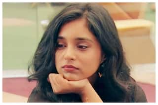 Bigg Boss 16: Fans Slam Sumbul Toqueer Khan And Her Father, Say He Should Question Her For Smoking