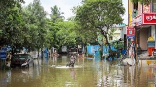 Weather Update Today: तमिलनाडु में भारी बारिश की भविष्यवाणी, नदी किनारे रहने वालों के लिए अलर्ट जारी