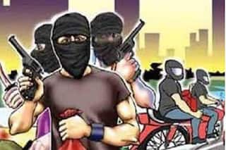 मध्य प्रदेश के मशहूर मंदिर से लाखों रुपये की चोरी, बोरियों में भरकर ले गए कैश