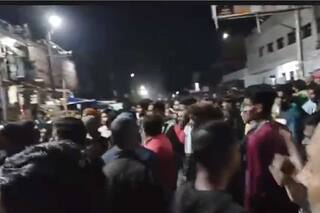 झारखंड के चक्रधरपुर में हिंदूवादी नेता की हत्या पर बवाल, पश्चिम सिंहभूम बंद, पुलिस का फ्लैग मार्च
