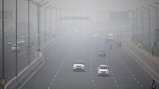 Delhi Air Pollution: 'खराब' श्रेणी में बरकरार है दिल्ली की वायु गुणवत्ता, यहां जानें कैसा रहेगा मौसम
