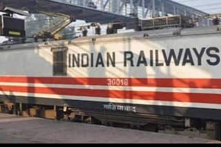 15 Delhi-Bound Trains Running Late Due To Dense Fog | Check Full List Here