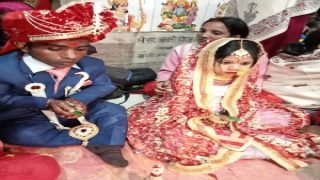 Viral Dulha Dulhan: शादी के बाद खुशी से फूले नहीं समा रहे 3 फीट के दूल्हा-दुल्हन, खूब दिक्कतें आई मगर विवाह हो ही गया । देखिए