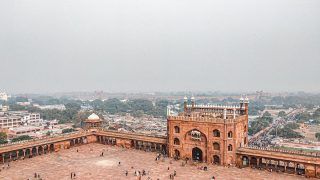 दिल्ली: एक बार जरूर घूमिये राजघाट, कुतुब मीनार और जामा मस्जिद