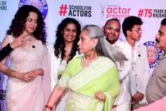 Kangana-Jaya Had an Awkward Encounter at Uunchai Screening, Viral Clip Captures Expressions