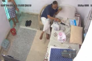 Satyendra Jain Video: मालिश के बाद अब जेल में होटल का खाना खाते दिखे सत्येंद्र जैन, वीडियो वायरल