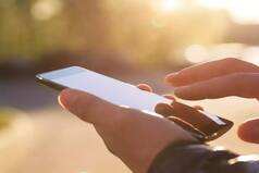 FACT CHECK: Is Govt Planning New Security Testing for Smartphones, Crackdown on Pre-installed Apps?