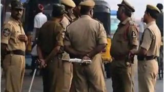 यूपी: देवरिया में युवक की हत्या, शव की दोनों आंखें निकालीं; चेहरा भी जलाने की कोशिश