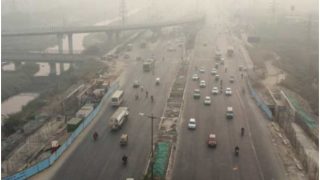 Delhi's Minimum Temperature Settles at 7.9°C, AQI Remains in 'Very Poor' Category