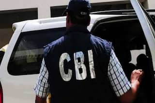 कोलकाता में 'स्पेशल 26' जैसा कांड, खुद को CBI अधिकारी बताकर व्यापारी के यहां मारा मारा, 30 लाख और गहने लेकर हो गए रफूचक्कर