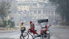 Delhi Covered In Thick Blanket Of Fog; Visibility Poor. Min Temperature At 7  C | IMD Forecast