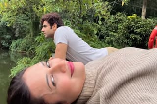 Video: जंगल के बीचोंबीच अपना जन्मदिन मनाने पहुंची Divyanka Tripathi, पति के साथ गुजारे कुछ हसीन पर