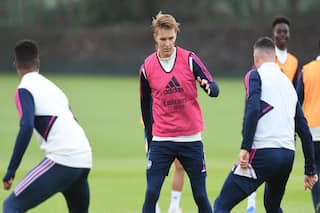 Arsenal Host West Ham As EPL Resumes Post FIFA World Cup