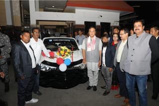 गिफ्ट में मिली देसी लैम्बॉर्गिनी कार पाकर खुश हुए असम CM हिमंत बिस्वा सरमा, कीमत सस्ती होने के पीछे है ये खेल