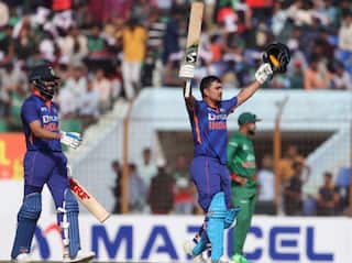 Ishan Kishan ने ठोका अपना पहला शतक, वनडे में बना डाले अद्भुत रिकॉर्ड