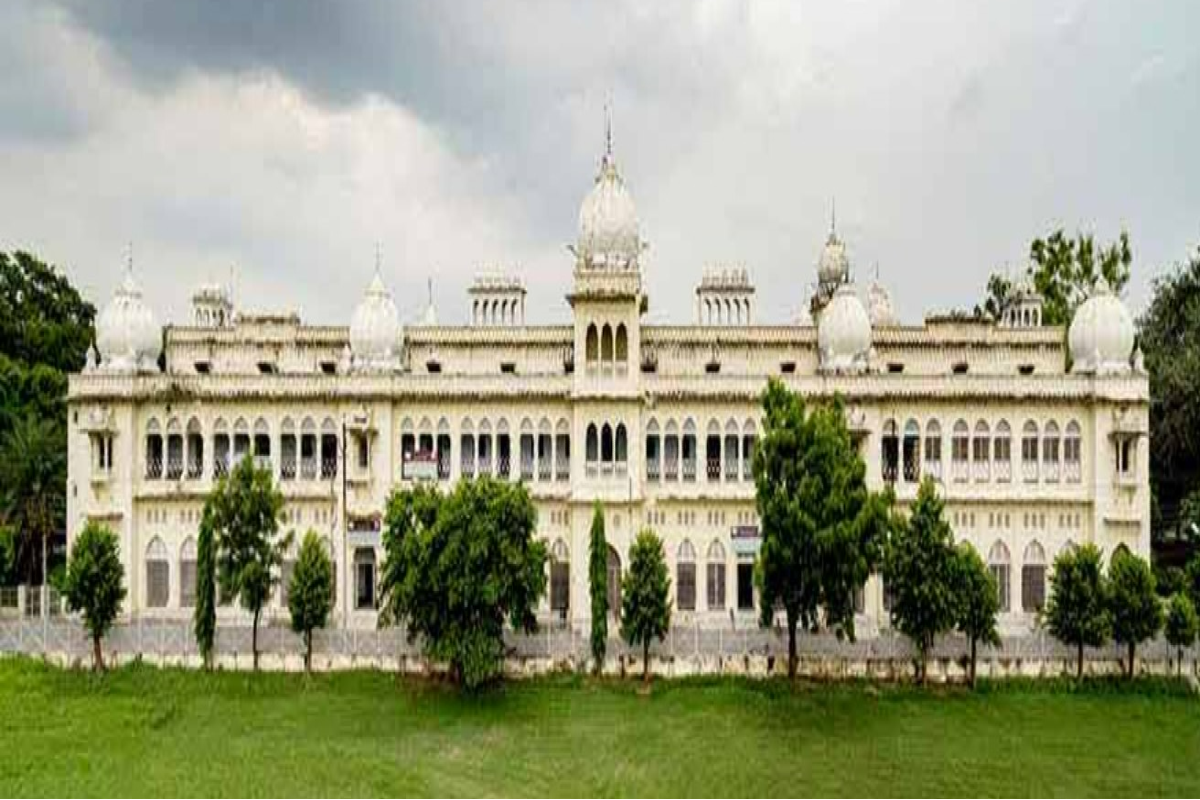 Lucknow University Bans Movement of In-campus Students after 10 PM