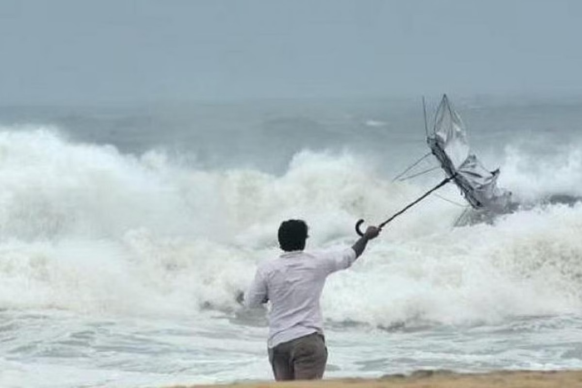 Schools Closed In Kodaikanal, Sirumalai Tomorrow Due To Cyclone Mandous