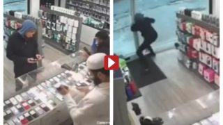 Viral Video: Thief Runs Away With Smartphone, Stopped By Jammed Door; What Happens Next? | WATCH