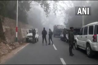 Jammu-Kashmir Encounter: सिधरा में आज सुबह हुई मुठभेड़ में कुल चार आतंकवादी मारे गए, कई हथियार बरामद