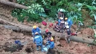 16 Killed, 17 Missing After Landslide Hits Campsite Near Malaysia's Kuala Lumpur
