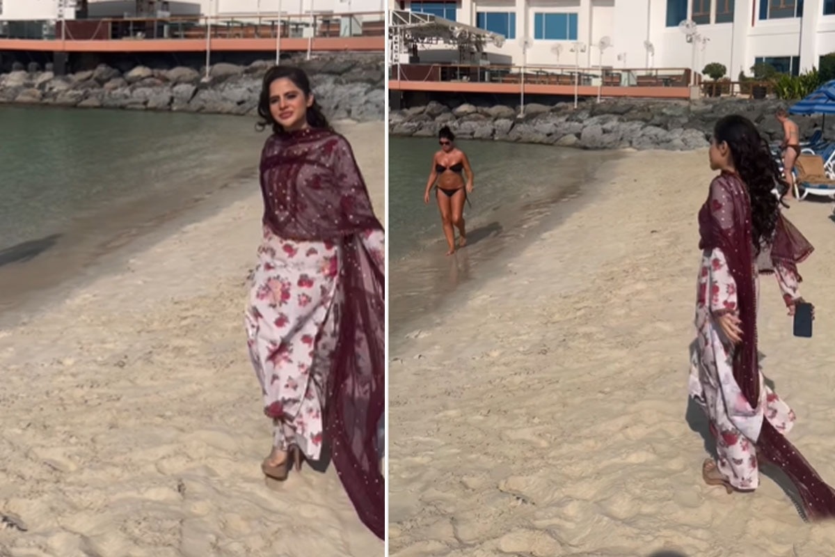 Urfi Javed Looks Smoking Hot In Sexy Blue Bikini, Fans Say, 'Uff Kya Figure  Hai