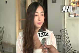 Mumbai Crime News: कोरियाई यू-ट्यूबर को जबरन किस करने के मामले में दो युवक गिरफ्तार, जानें क्या बोली पीड़ित युवती