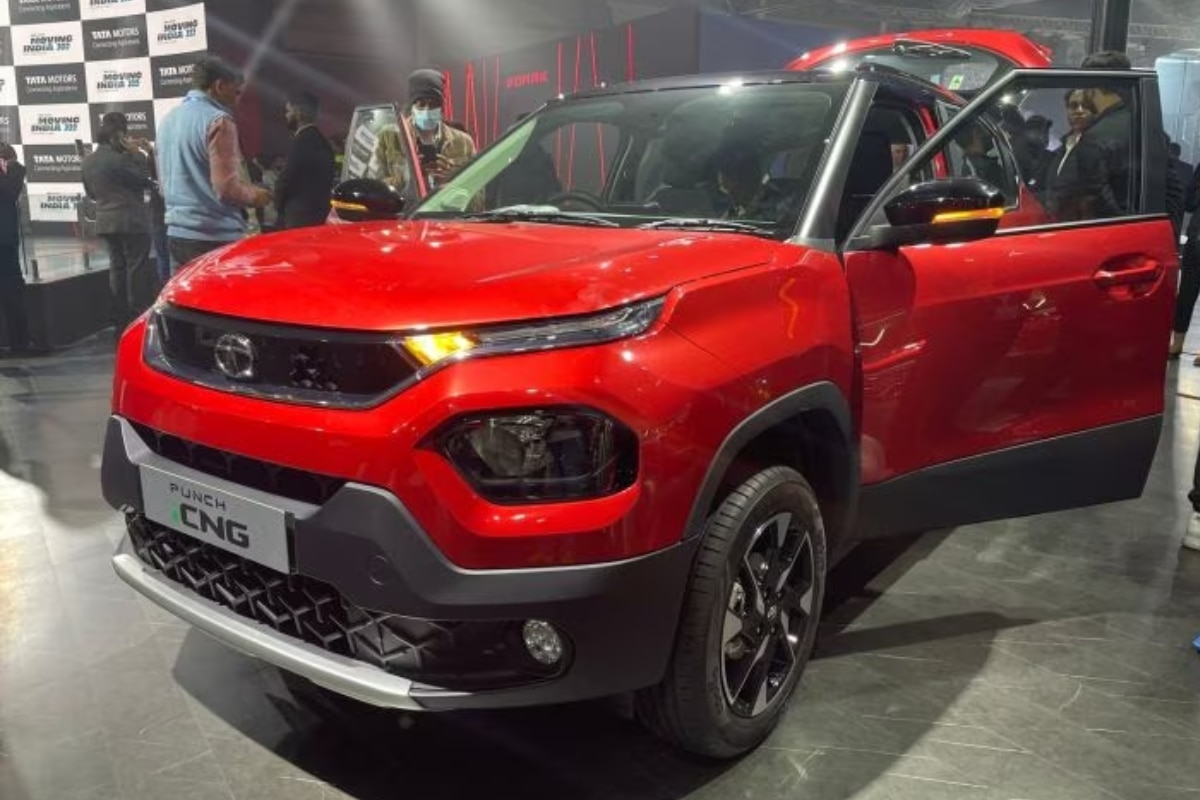 अब लोग दौड़कर खरीदेंगे Tata Punch! आ गया CNG मॉडल, लगा दिए 2 सिलेंडर फिर भी मिलता है भयंकर बूट-स्पेस, कंपनी ने लगाया ये दिमाग