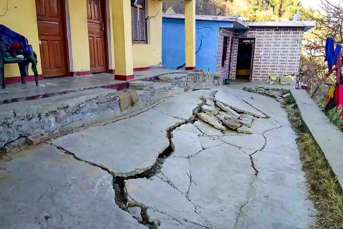 Joshimath Can't Take Increasing Pressure, Says Geologist; CM Dhami Orders Evacuation Of 600 Families