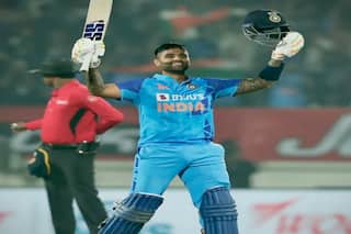 सूर्यकुमार यादव ने इतिहास के पन्नों में दर्ज कराया अपना नाम, यह कारनामा करने वाले दुनिया के पहले बल्लेबाज बने