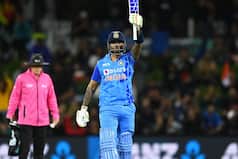 IND vs SL- हैरान हूं सूर्यकुमार यादव को वनडे टीम में जगह नहीं: दिनेश चांदीमल