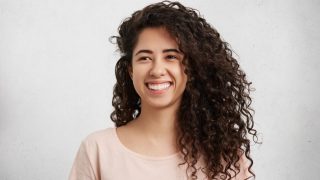 Hair Growth Tips: 8 Ways to Add Volume And Thickness to Fine Hair
