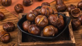 Roasted Chestnuts Benefits: 4 Reasons to Add This Crunchy Delight to Your Daily Winter Diet