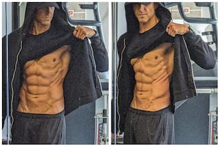 Hrithik Roshan's Chiseled Eight-Pack Abs Break The Internet, Fans Say 'Bohot Hard' at 48