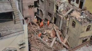 Building Collapse: लखनऊ में ढही बहुमंजिला इमारत, 14 लोगों को किया गया रेस्क्यू