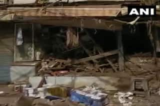 One Dead After Blast Causes Building Collapse In Delhi   s Sadar Bazar; Forensic Team  Reaches  Spot