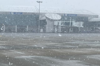 Srinagar Airport Suspends All Flight Operations Today Due To Snowfall | Here Is How Passengers Will Be Compensated