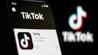TikTok To Set 60 Minute Daily Screen Time Limit for Users Under 18 Years