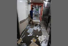 Photo Of Garbage Scattered In Vande Bharat Express Goes Viral, Internet Calls It, 'Development No Use'