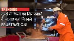 Bengaluru Rage Room: अगर आपको भी आता है तेज गुस्सा, तो यहां आए और जमकर तोड़े सामान | Watch Video