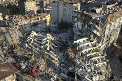 Another Earthquake of 5.6 Hits Turkey; 1 Dead, More Buildings Collapsed