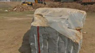 रामलला की मूर्ति के लिए मैसूर से दो शिलाएं अयोध्या पहुंचीं, अब वैज्ञानिक करेंगे वास्तु परीक्षण