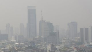 Consider Work From Home: This Country Asks Residents to Stay Indoors As Air Quality Reaches 'Unhealthy Level'