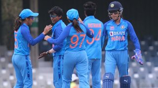 LIVE India vs South Africa Women's T20 Tri-Series FINAL Score: Tryon's Fifty Guides SA to 5-Wicket Victory