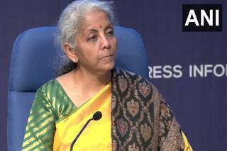 Budget 2023: 7 लाख तक की इनकम पर छूट के लिए नई टैक्स रिजीम चुनें या पुरानी, वित्त मंत्री सीतारमण ने दिया ये जवाब