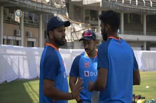IND Vs AUS: KS Bharat To Make Debut? Wicketkeeper's Photo With Rohit Sharma Goes Viral
