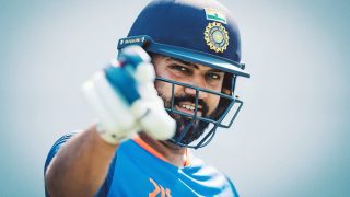 पिच को ज्यादा मत देखो, बस क्रिकेट खेलो : रोहित शर्मा ने ऑस्ट्रेलियाई बल्लेबाजों को दी सलाह