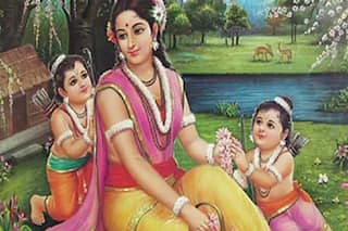 Sita Ashtami 2023: माता सीता को लंका में देखते ही कैसे पहचान गए हनुमान जी? जानें अनसुनी कहानी