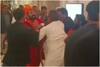 टीवी कॉन्क्लेव के दौरान स्वामी प्रसाद मौर्य और महंत राजू दास में भिड़ंत, मारपीट की नौबत- देखें VIDEO