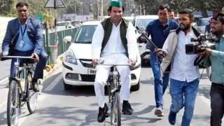 Tej Pratap Yadav Rides Bicycle to Secretariat to Save Environment, Says Saw Mulayam Singh In Dream, Got Inspired